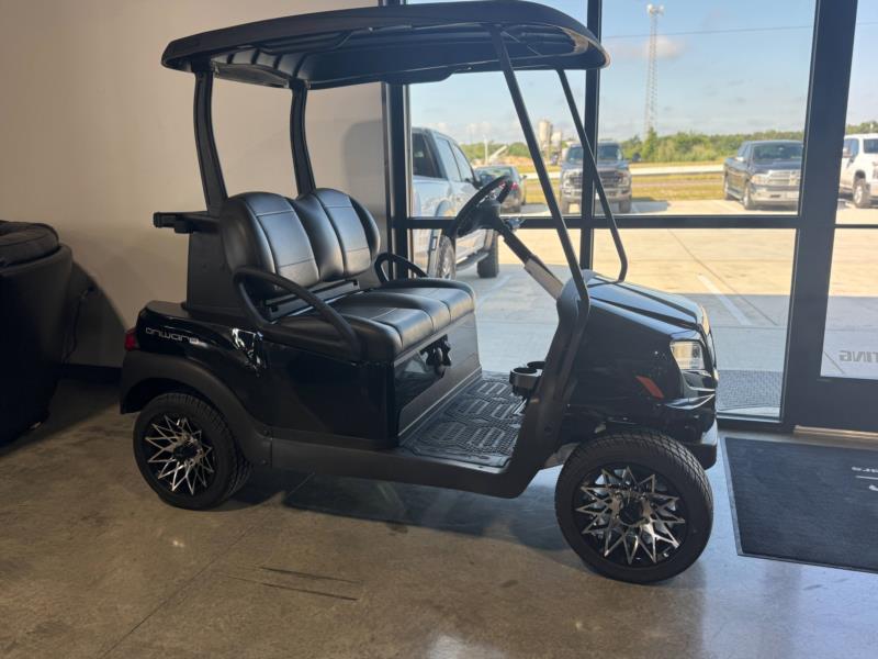 2025 CLUB CAR 2 PASSENGER EFI GAS ENGINE  $1,500 OFF MSRP!! Golf Cars