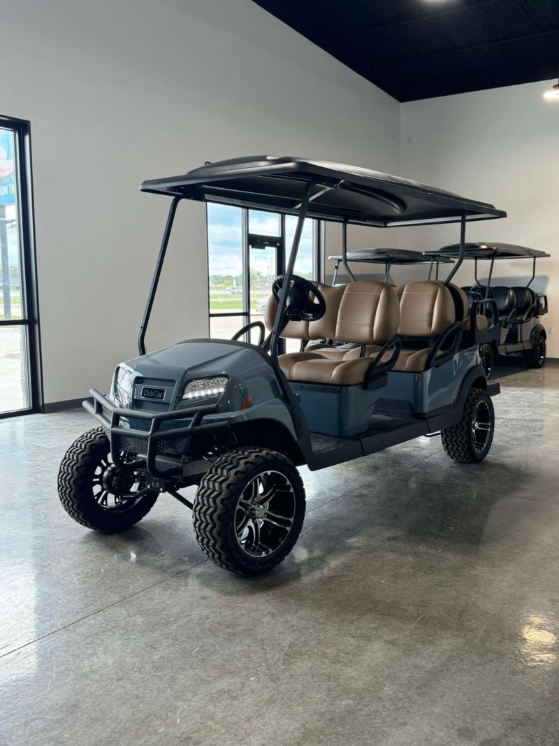 2025 CLUB CAR ONWARD LIFTED ELECTRIC  6 PASSENGER HP 48V Golf Cars