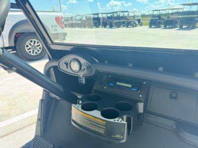 2016 E-Z-GO 2FIVE LSV Golf Cars