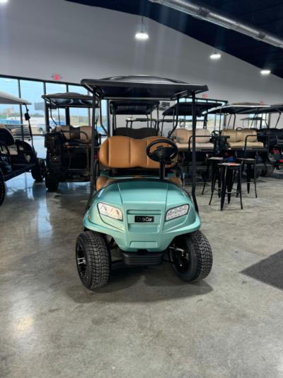 2025 CLUB CAR ONWARD 4 PASSENGER  EFI GAS ENGINE $1500 OFF MSRP!! Golf Cars