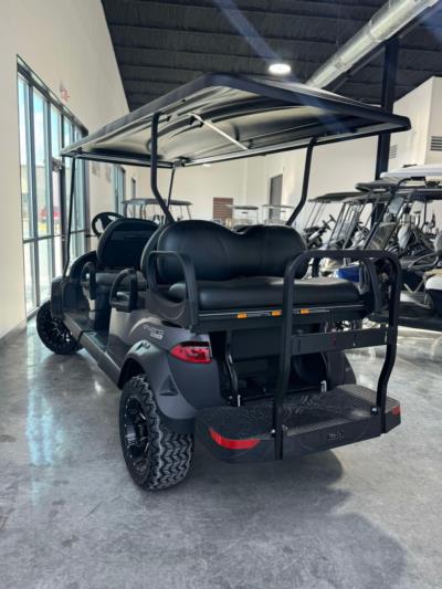 2025 CLUB CAR ONWARD LITHIUM ION XR 6 PASSENGER LIFTED $1,500 OFF MSRP Golf Cars